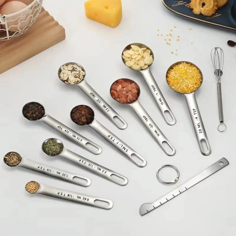 Stainless steel measuring spoon sets